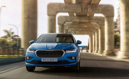 2022 Škoda Slavia Front Wallpapers 450x275 (4)