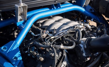 2023 Ford Bronco DR Engine Wallpapers 450x275 (20)