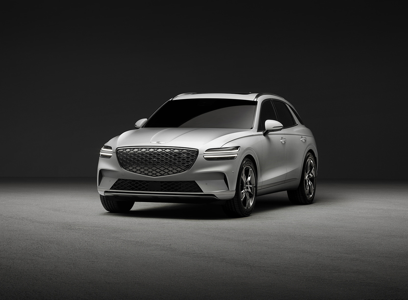 2023 Genesis Electrified GV70 Front Three-Quarter Wallpapers (3)