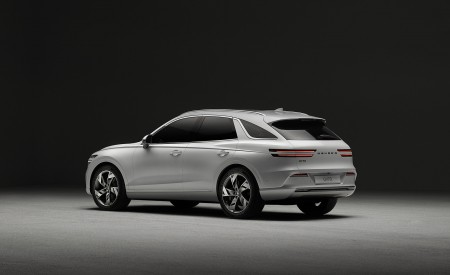 2023 Genesis Electrified GV70 Rear Three-Quarter Wallpapers 450x275 (2)
