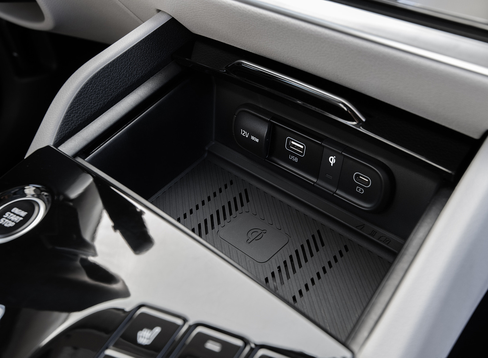 2023 Kia Sportage Hybrid Central Console Wallpapers #25 of 38