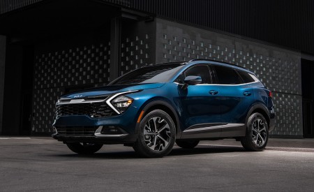 2023 Kia Sportage Hybrid Front Three-Quarter Wallpapers 450x275 (18)