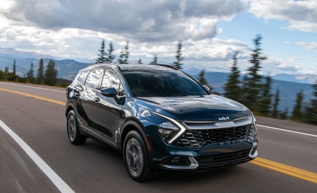 2023 Kia Sportage Hybrid Front Three-Quarter Wallpapers 450x275 (7)
