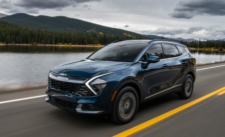 2023 Kia Sportage Hybrid Front Three-Quarter Wallpapers  450x275 (8)