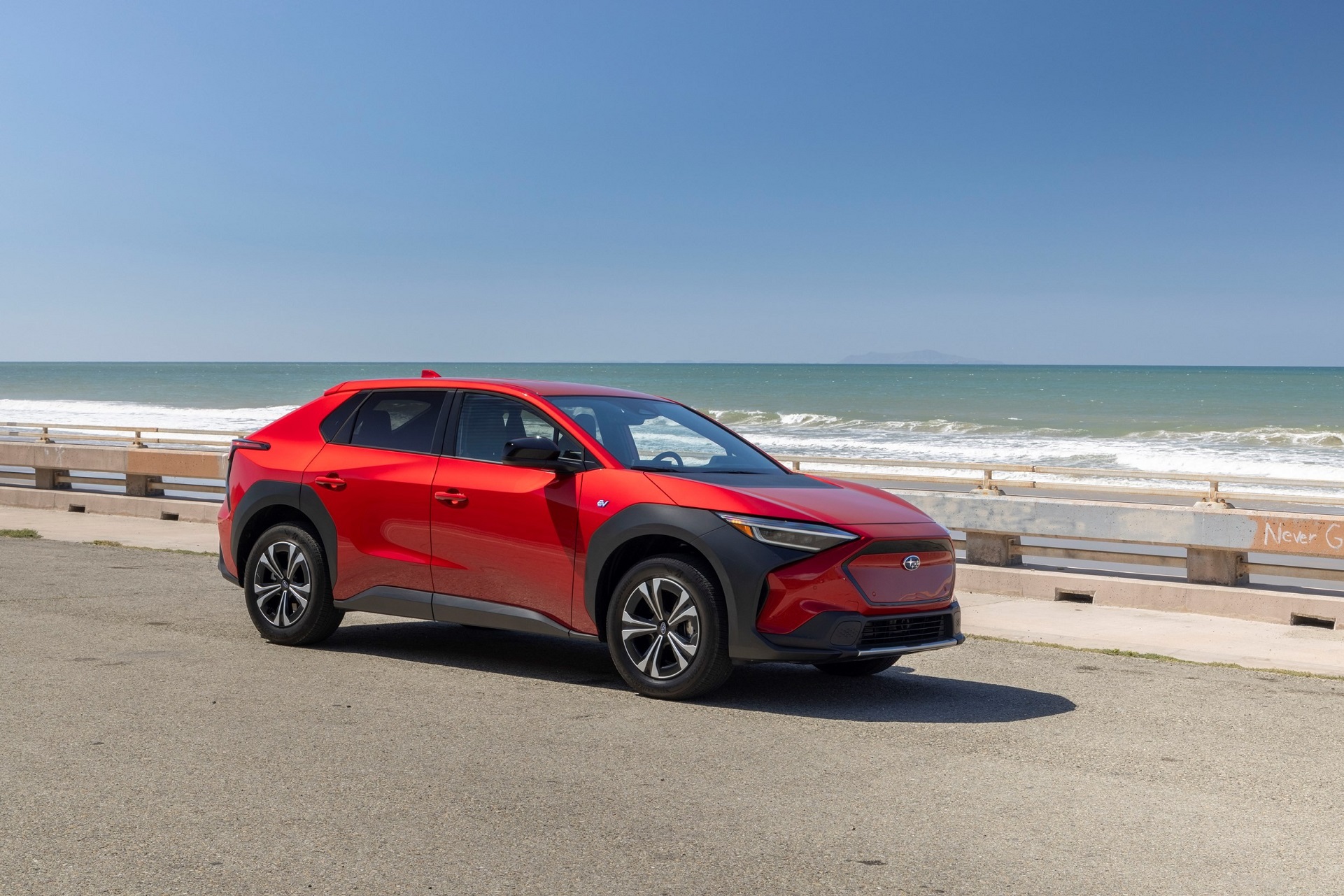 2023 Subaru Solterra Front Three-Quarter Wallpapers (2)