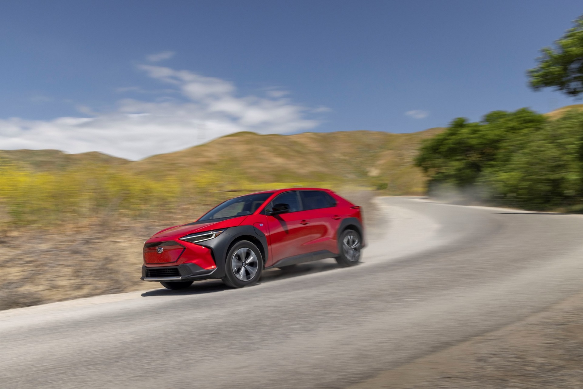 2023 Subaru Solterra Front Three-Quarter Wallpapers  (14)