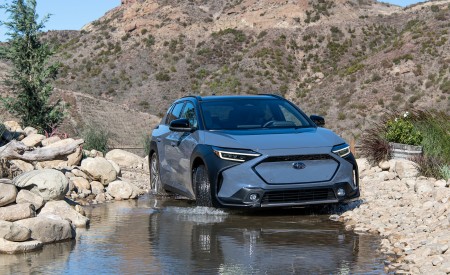 2023 Subaru Solterra Off-Road Wallpapers  450x275 (16)