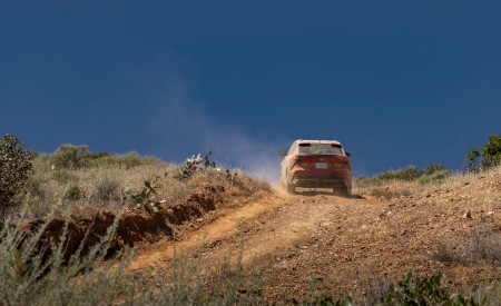 2023 Subaru Solterra Off-Road Wallpapers  450x275 (159)