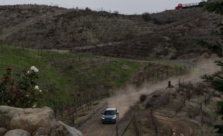 2023 Subaru Solterra Off-Road Wallpapers 450x275 (31)