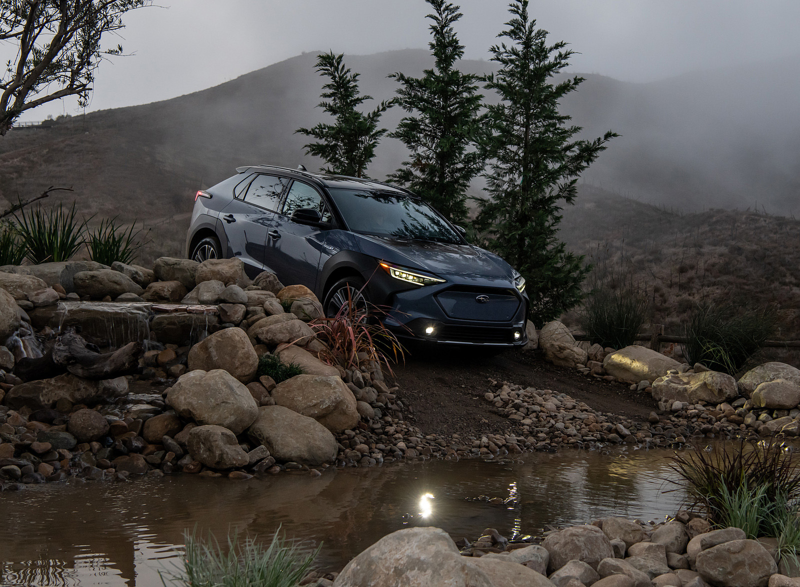 2023 Subaru Solterra Off-Road Wallpapers #23 of 197