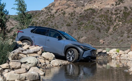 2023 Subaru Solterra Off-Road Wallpapers 450x275 (14)