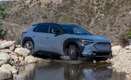 2023 Subaru Solterra Off-Road Wallpapers  450x275 (13)