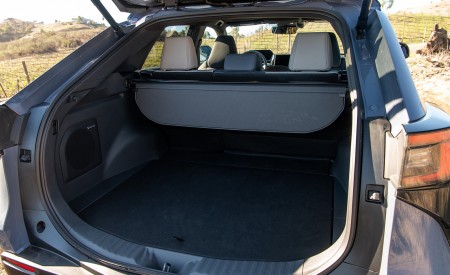 2023 Subaru Solterra Trunk Wallpapers 450x275 (107)