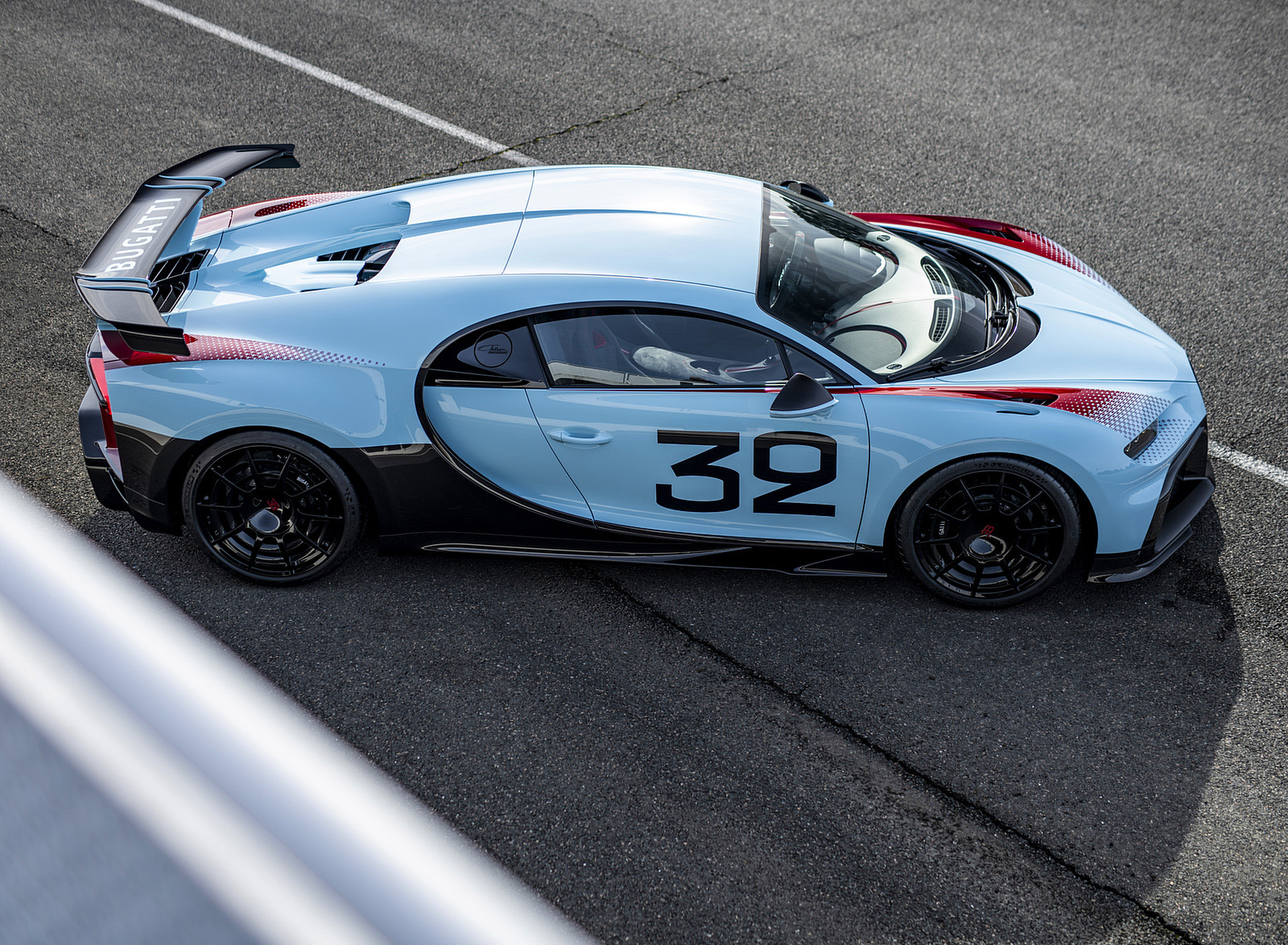 2021 Bugatti Chiron Pur Sport Grand Prix Edition Top Wallpapers (7)