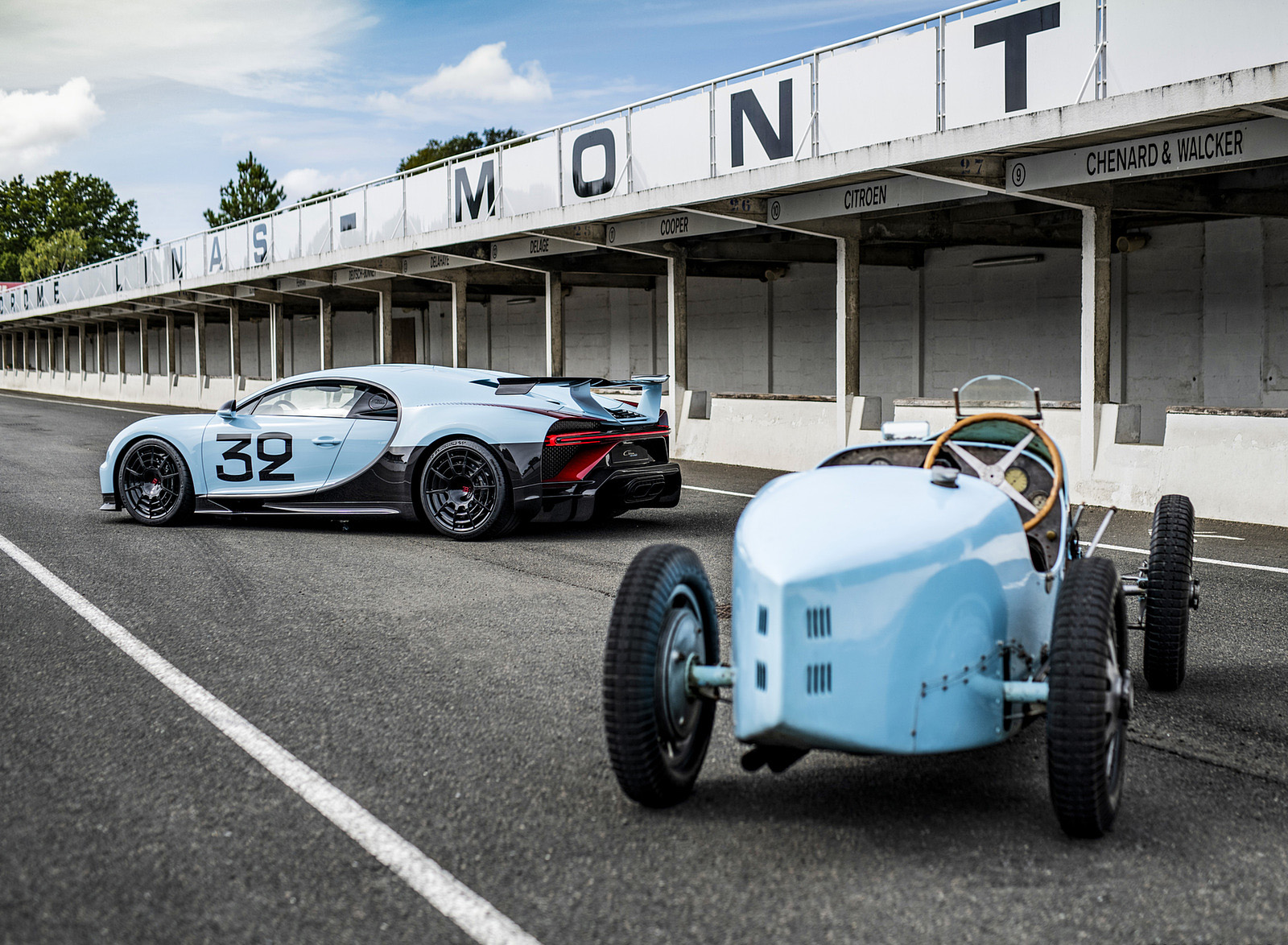 2021 Bugatti Chiron Pur Sport Grand Prix Edition Wallpapers (6)