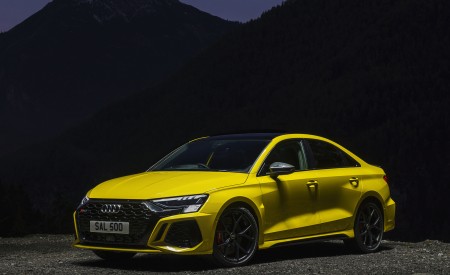 2022 Audi RS 3 Saloon Launch Edition (UK-Spec) Front Three-Quarter Wallpapers 450x275 (50)