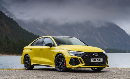 2022 Audi RS 3 Saloon Launch Edition (UK-Spec) Front Three-Quarter Wallpapers 450x275 (36)