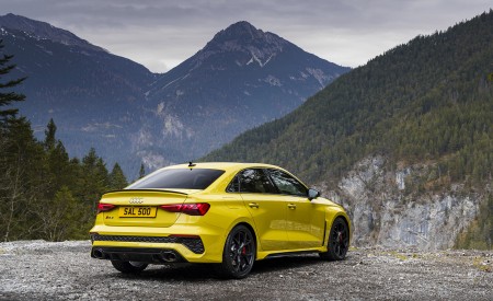 2022 Audi RS 3 Saloon Launch Edition (UK-Spec) Rear Three-Quarter Wallpapers 450x275 (46)