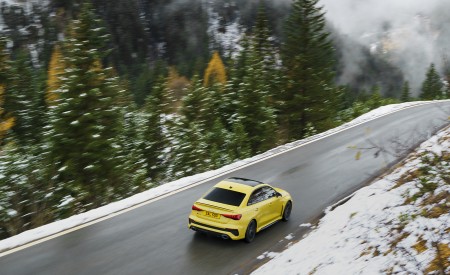 2022 Audi RS 3 Saloon Launch Edition (UK-Spec) Rear Three-Quarter Wallpapers 450x275 (23)