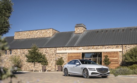 2022 Genesis G80 Front Three-Quarter Wallpapers  450x275 (110)