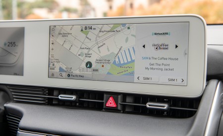 2022 Hyundai Ioniq 5 (US-Spec) Central Console Wallpapers 450x275 (67)