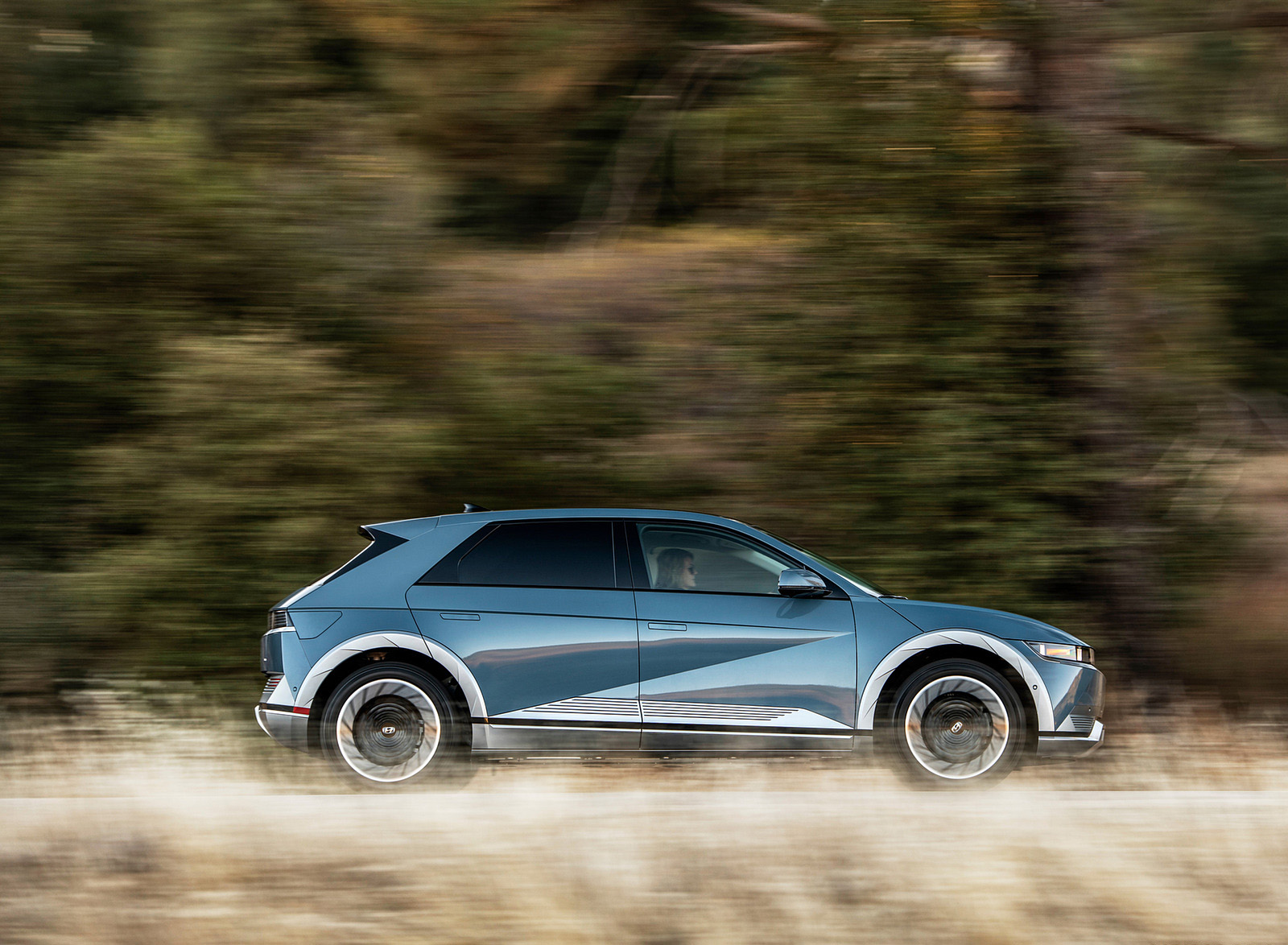 2022 Hyundai Ioniq 5 (US-Spec) Side Wallpapers  (5)