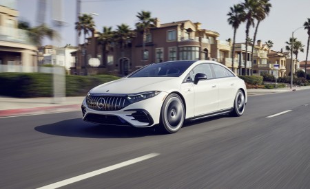 2022 Mercedes-AMG EQS 53 4MATIC+ (Color: Diamond White Bright) Front Three-Quarter Wallpapers 450x275 (52)