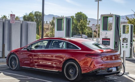 2022 Mercedes-AMG EQS 53 4MATIC+ (Color: Hyazinth Red Metallic) Charging Wallpapers 450x275 (37)