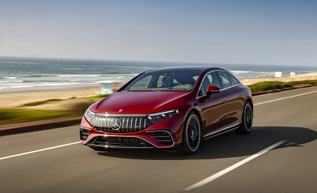 2022 Mercedes-AMG EQS 53 4MATIC+ (Color: Hyazinth Red Metallic) Front Three-Quarter Wallpapers 450x275 (5)