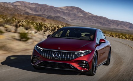 2022 Mercedes-AMG EQS 53 4MATIC+ (Color: Hyazinth Red Metallic) Front Wallpapers 450x275 (3)