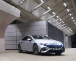 2022 Mercedes-Benz EQS 450+ AMG Line (UK-Spec) Front Three-Quarter Wallpapers 150x120 (25)