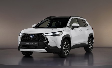 2022 Toyota Corolla Cross Hybrid (Euro-Spec) Front Three-Quarter Wallpapers 450x275 (2)