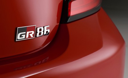 2022 Toyota GR86 (Euro-Spec) Badge Wallpapers 450x275 (21)
