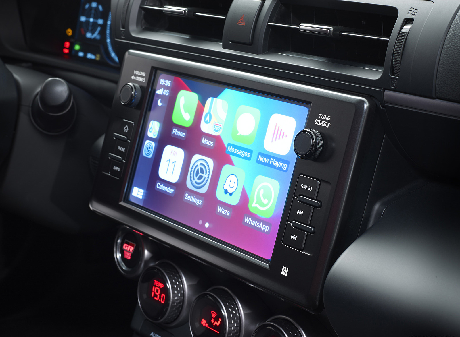 2022 Toyota GR86 (Euro-Spec) Central Console Wallpapers #35 of 37