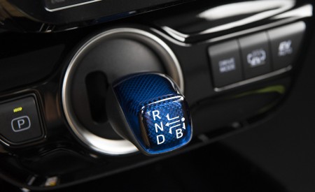 2022 Toyota Prius Prime Interior Detail Wallpapers 450x275 (21)