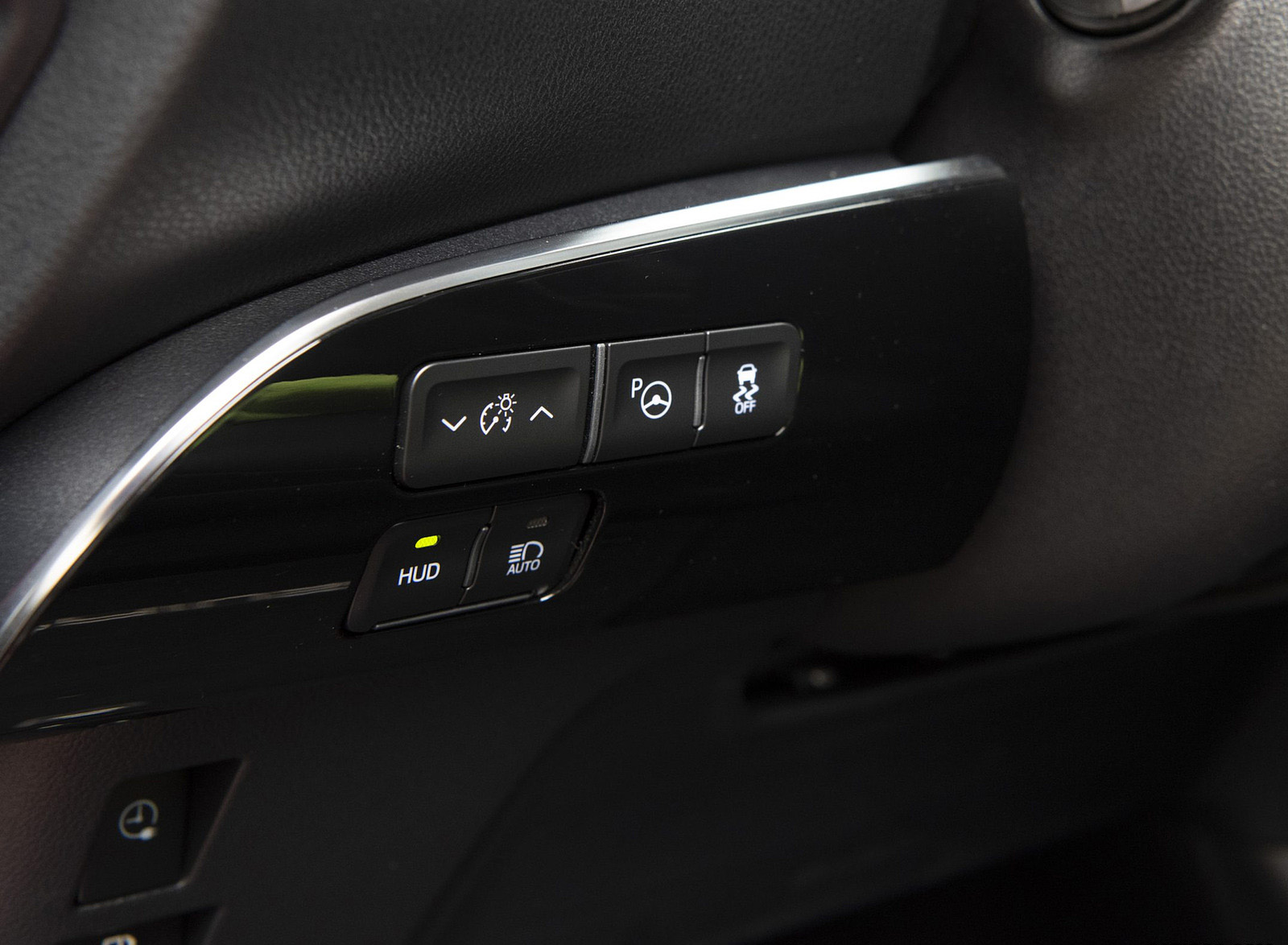 2022 Toyota Prius Prime Interior Detail Wallpapers #20 of 40
