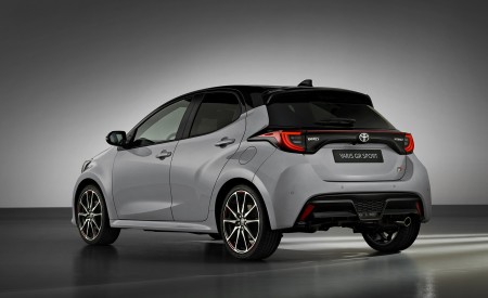 2022 Toyota Yaris GR SPORT Rear Three-Quarter Wallpapers 450x275 (5)