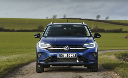 2022 Volkswagen Taigo (UK-Spec) Front Wallpapers 450x275 (49)