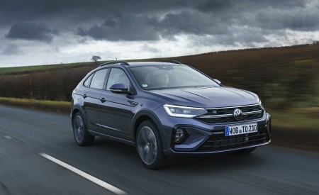 2022 Volkswagen Taigo (UK-Spec) R-Line Front Three-Quarter Wallpapers 450x275 (6)