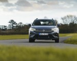 2022 Volkswagen Taigo R-Line (UK-Spec) Front Wallpapers 150x120 (13)