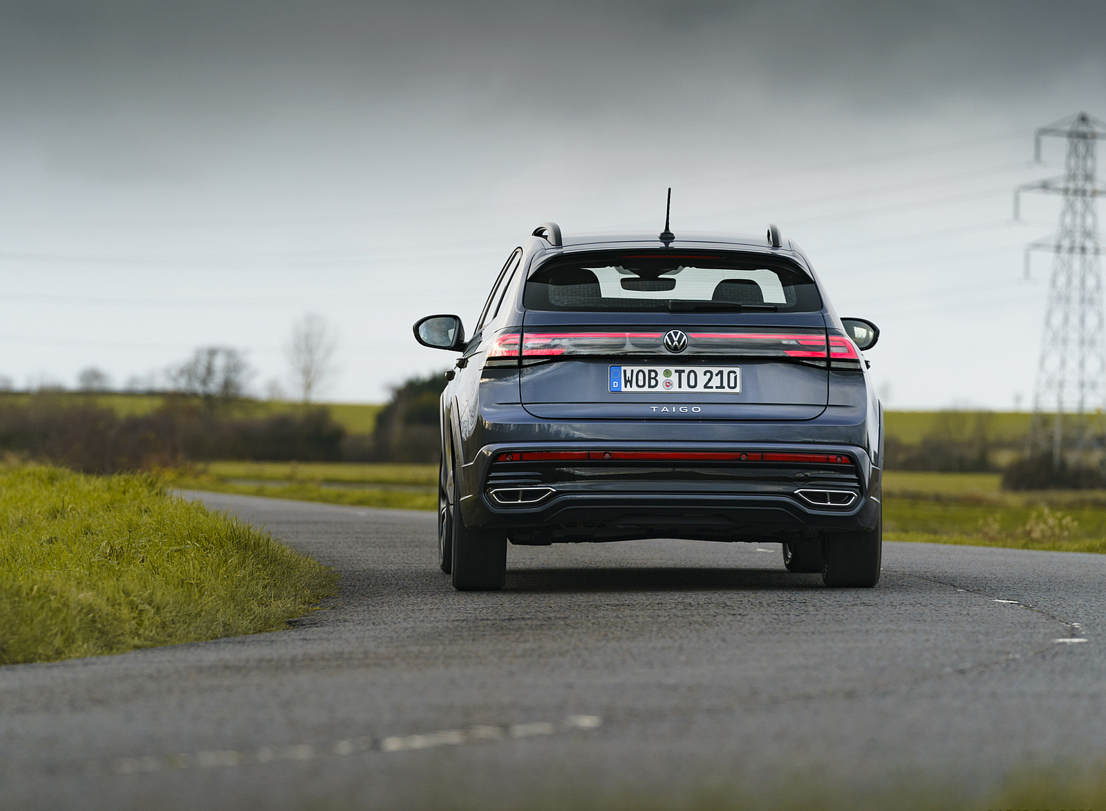 2022 Volkswagen Taigo (UK-Spec) R-Line Rear Wallpapers (14)