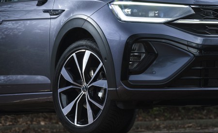 2022 Volkswagen Taigo (UK-Spec) R-Line Wheel Wallpapers 450x275 (20)
