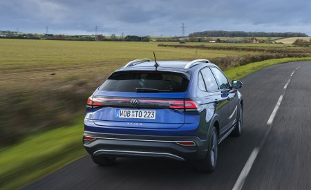 2022 Volkswagen Taigo (UK-Spec) Rear Wallpapers 450x275 (46)