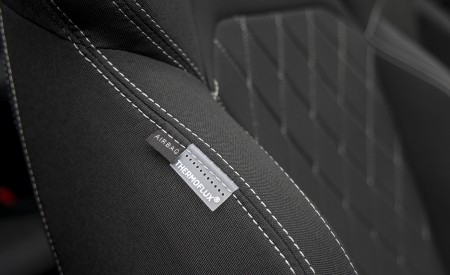 2022 Škoda Karoq Sportline Interior Seats Wallpapers 450x275 (40)