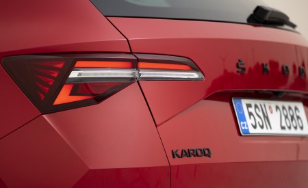 2022 Škoda Karoq Sportline Tail Light Wallpapers  450x275 (39)