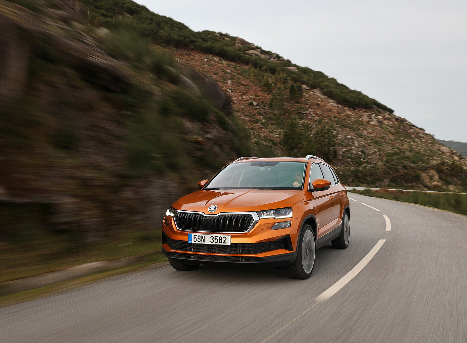 2022 Škoda Karoq Style Front Wallpapers  (13)