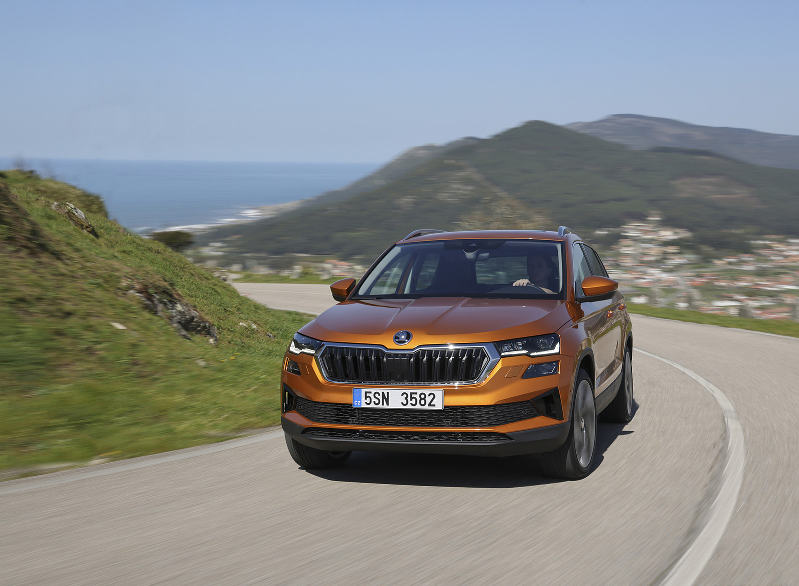 2022 Škoda Karoq Style Front Wallpapers  (14)