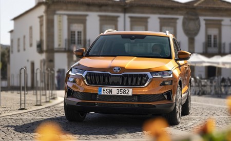2022 Škoda Karoq Style Front Wallpapers 450x275 (42)