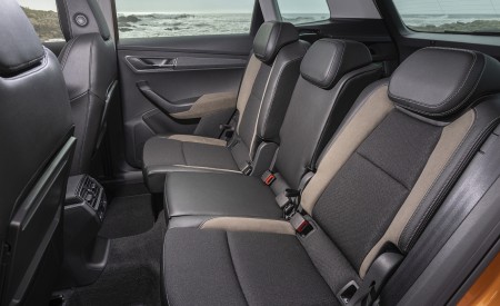 2022 Škoda Karoq Style Interior Rear Seats Wallpapers  450x275 (83)