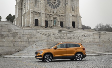 2022 Škoda Karoq Style Side Wallpapers  450x275 (40)